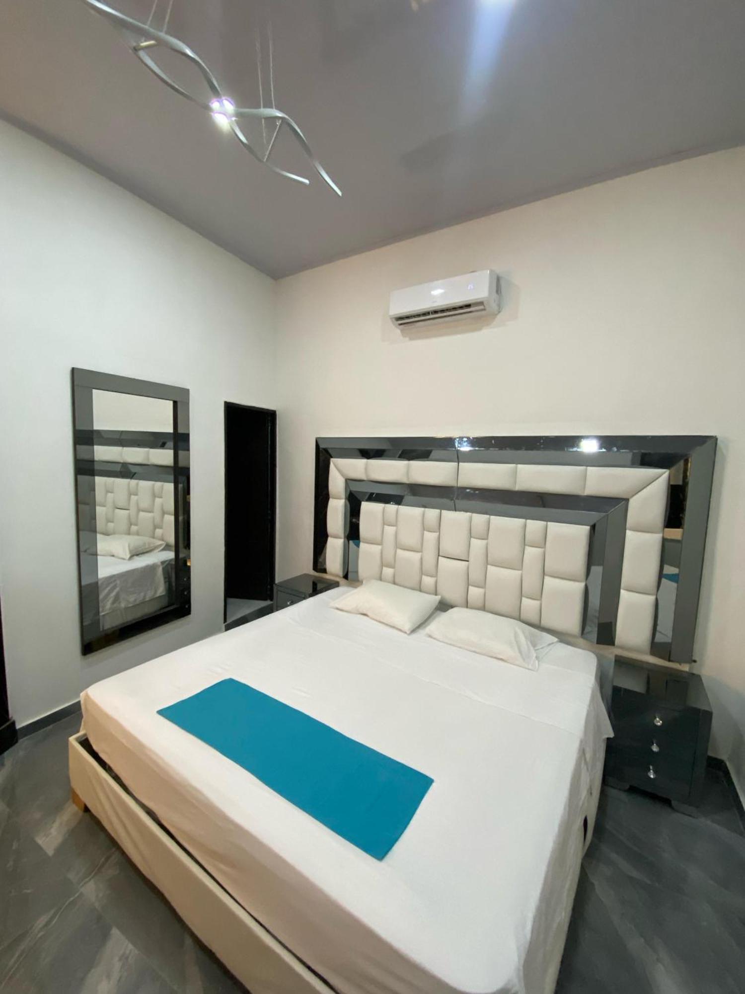 Hotel Hostal Caps Картахена Экстерьер фото
